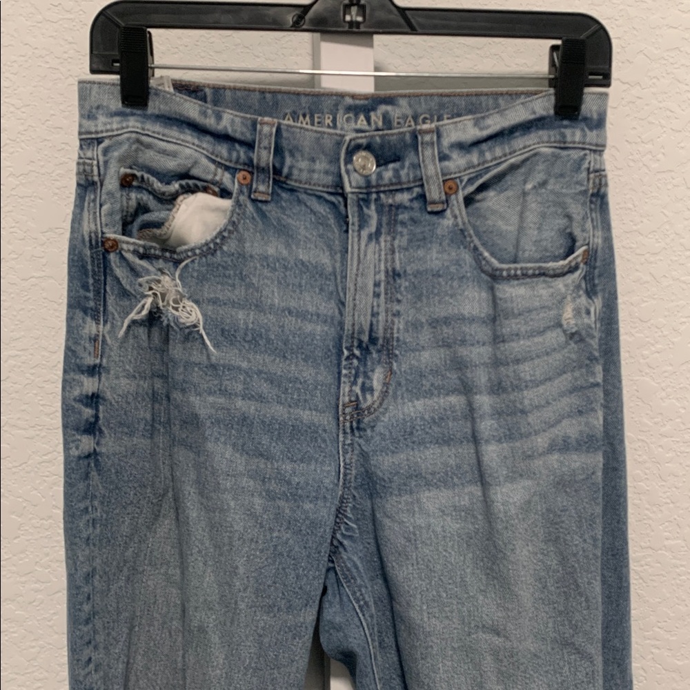 American Eagle Distressed Highest Rise Baggy Straight Jeans Size 6 Regular - Picture 2 of 12